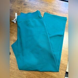 NWT FIGS LIVINGSTON SCRUBS